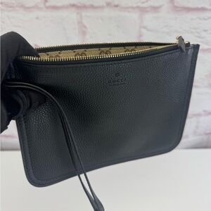 Gucci Black Pebbled Leather Monogram GG Canvas Interior Wristlet Pochette